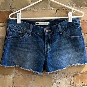 Vintage Levi's Short Shorts. Size 7.